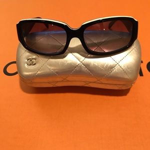 Chanel Black Color Sunglasses W/Large CC Logo